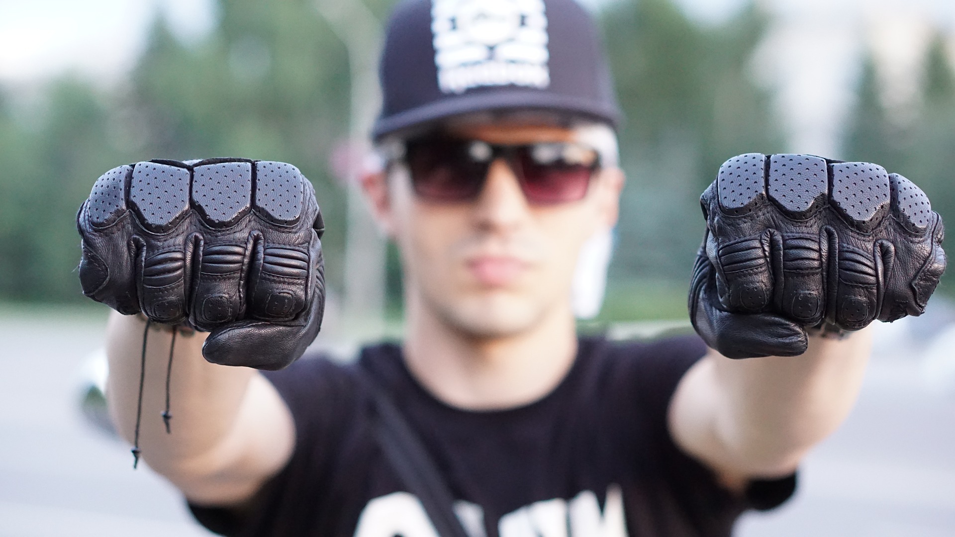 Ciuchy cz. 3 - Rękawice. Fanaberia czy niezbędny ekwipunek?